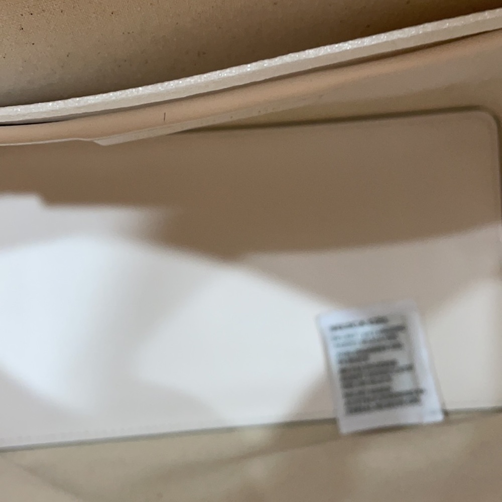 NWT Michael Kors Optic White & Gold Tote - Picture 6 of 6